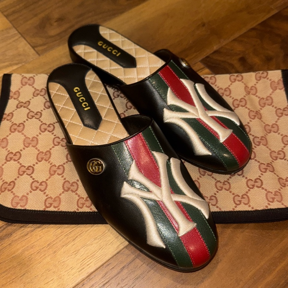 Authentic barely worn Gucci x MLB slides ⚾️
